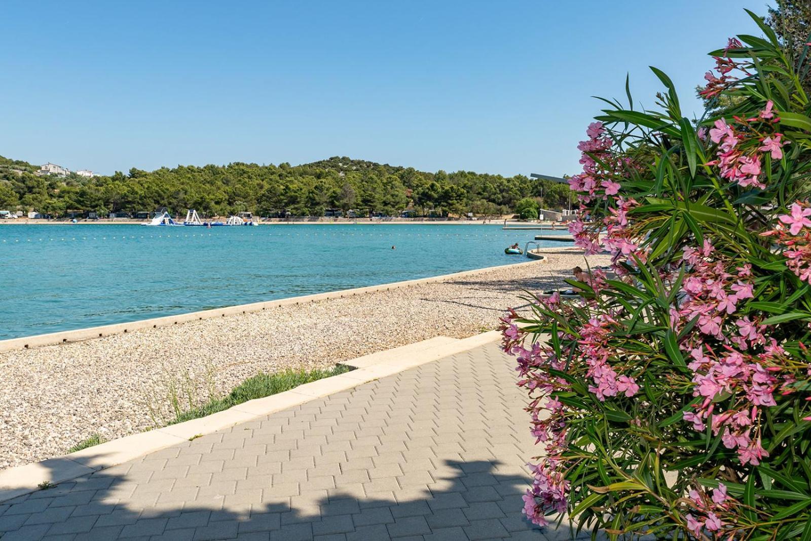 Mobilheim Andrea Wunderschoene Ferienwohnung Direkt Am Meer Єзера Екстер'єр фото