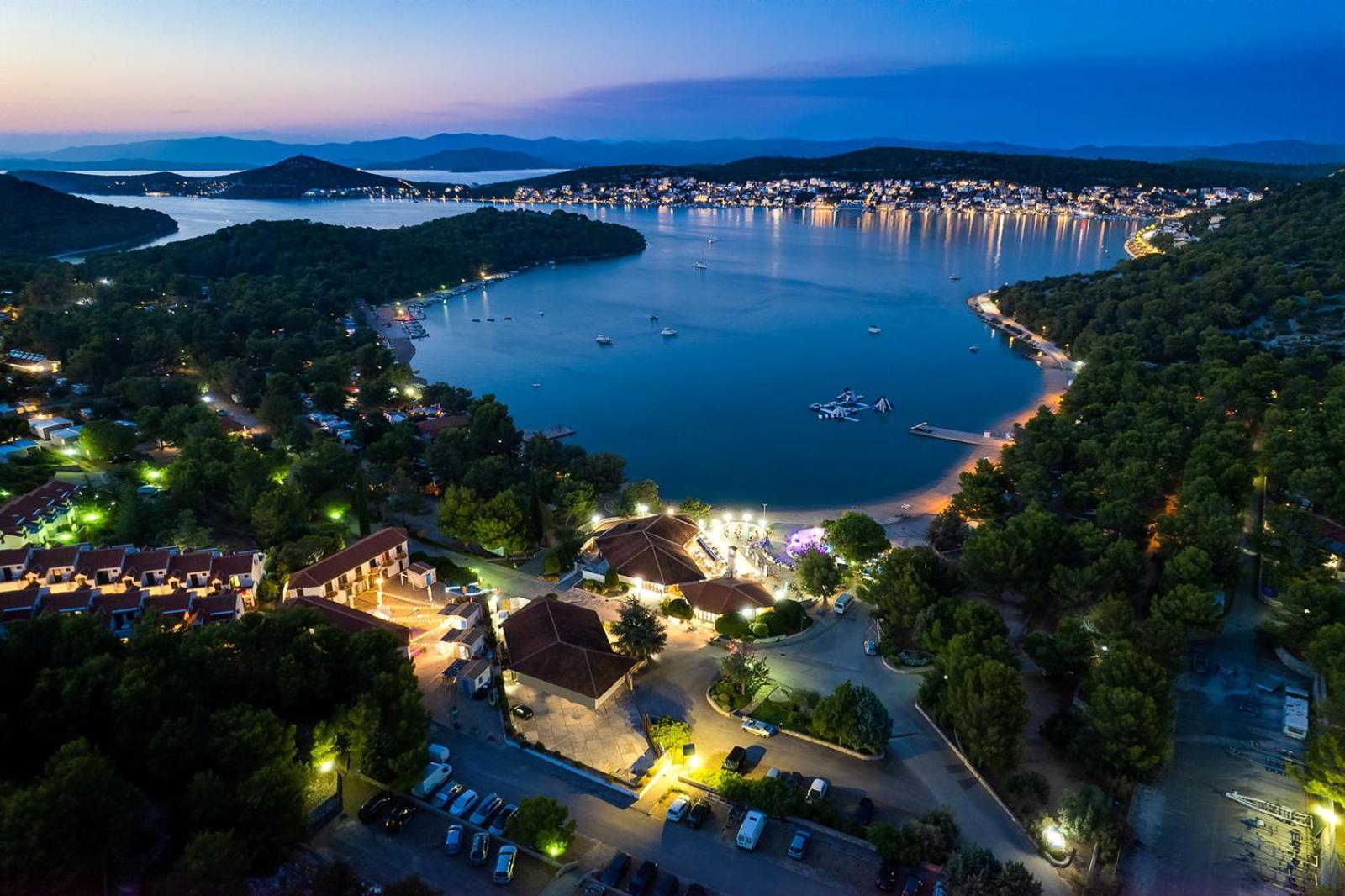 Mobilheim Andrea Wunderschoene Ferienwohnung Direkt Am Meer Єзера Екстер'єр фото